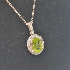 Kay Jewelers Peridot Halo White Sapphire Necklace 925 Silver 18in Womens NWOT